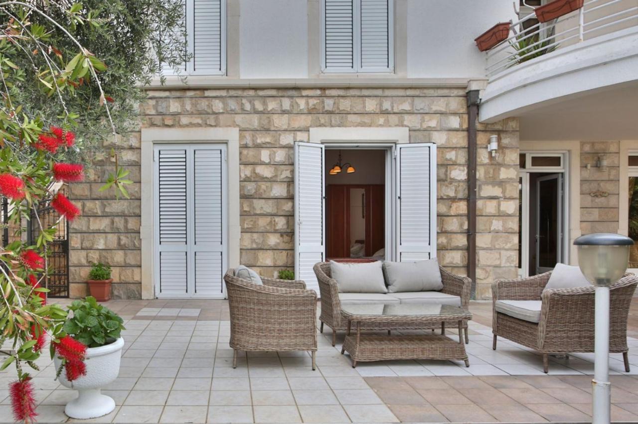 Royal Holiday Apartments Sveti Stefan Zewnętrze zdjęcie