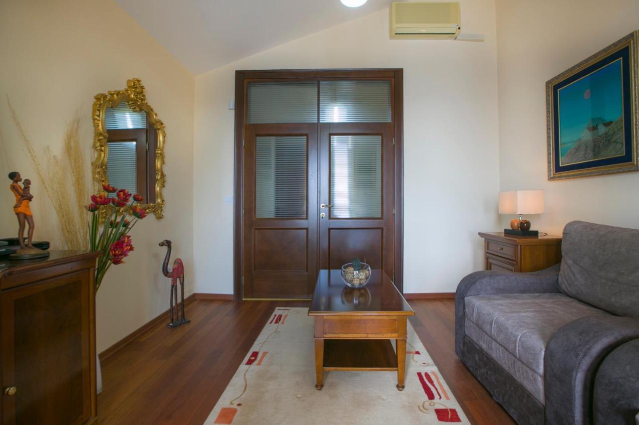 Royal Holiday Apartments Sveti Stefan Zewnętrze zdjęcie