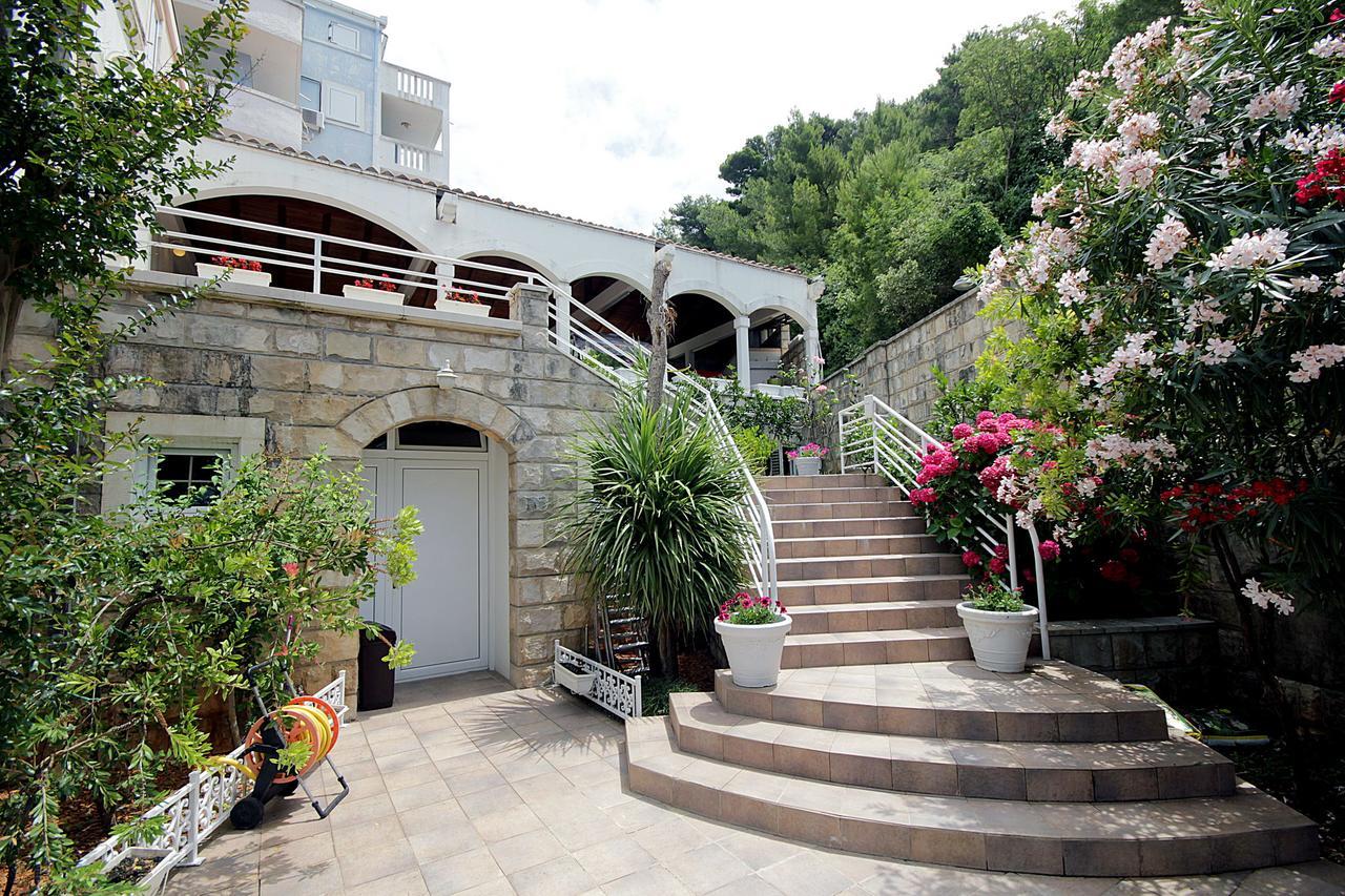 Royal Holiday Apartments Sveti Stefan Zewnętrze zdjęcie