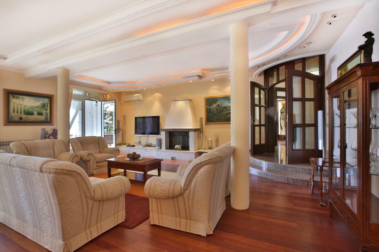 Royal Holiday Apartments Sveti Stefan Zewnętrze zdjęcie